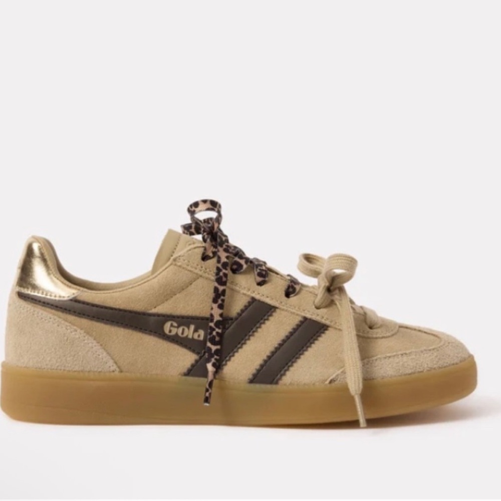 IS0 7 or 7.5 or 8 Gola Viper EV II Beige and Black Sneakers